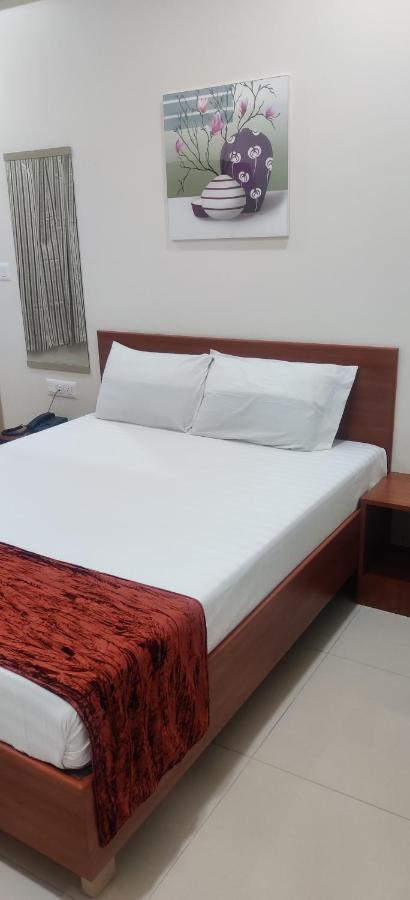 Mulberry Inn Μπανγκαλόρ Εξωτερικό φωτογραφία