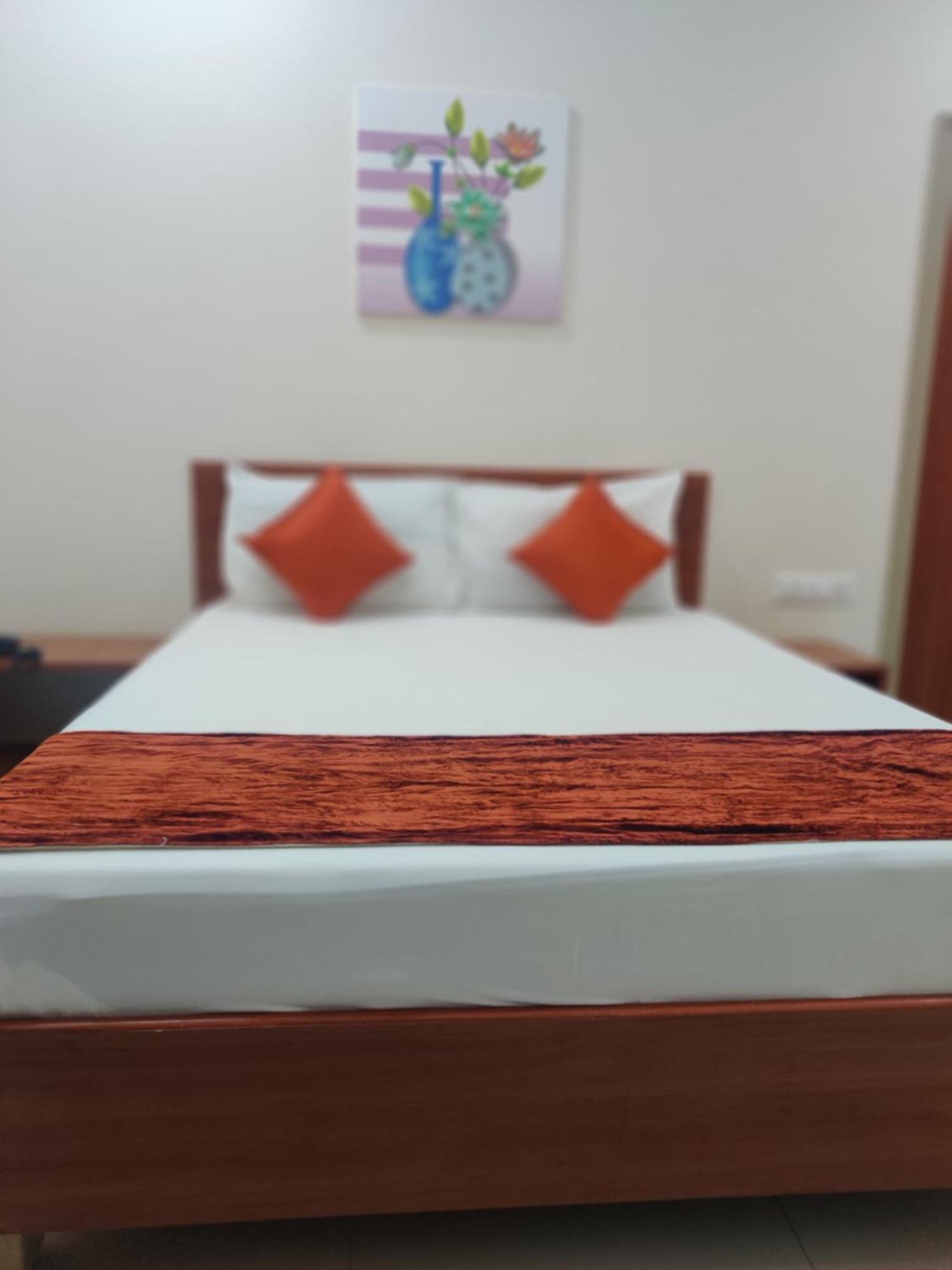 Mulberry Inn Μπανγκαλόρ Δωμάτιο φωτογραφία
