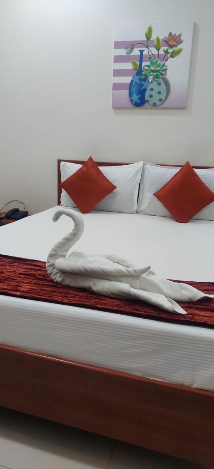 Mulberry Inn Μπανγκαλόρ Εξωτερικό φωτογραφία