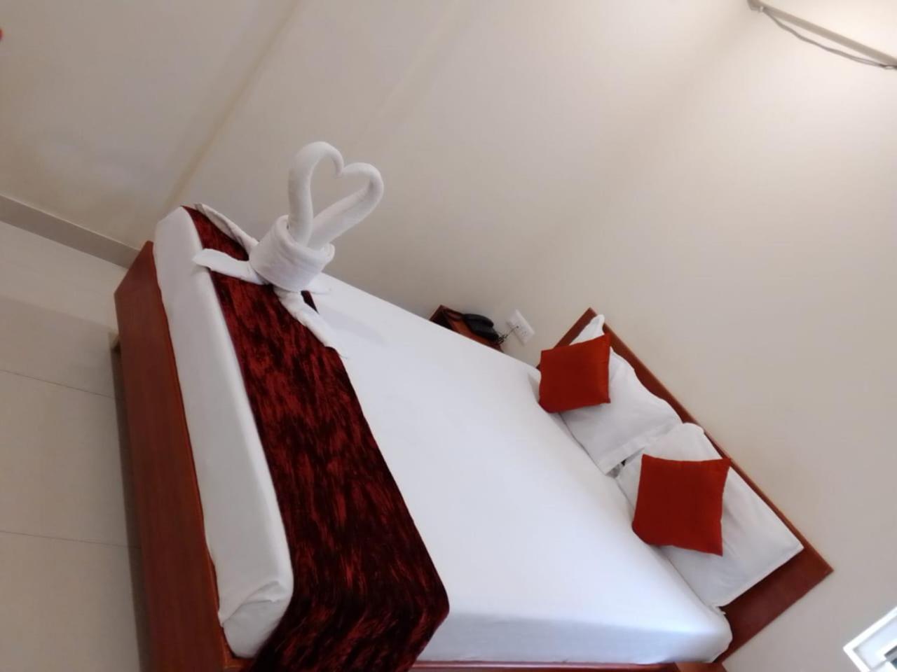 Mulberry Inn Μπανγκαλόρ Εξωτερικό φωτογραφία
